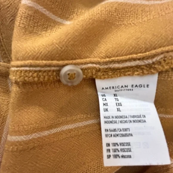 American Eagle 🦅 Viscose Knot tye top! Balloon sleeves - Picture 6 of 7